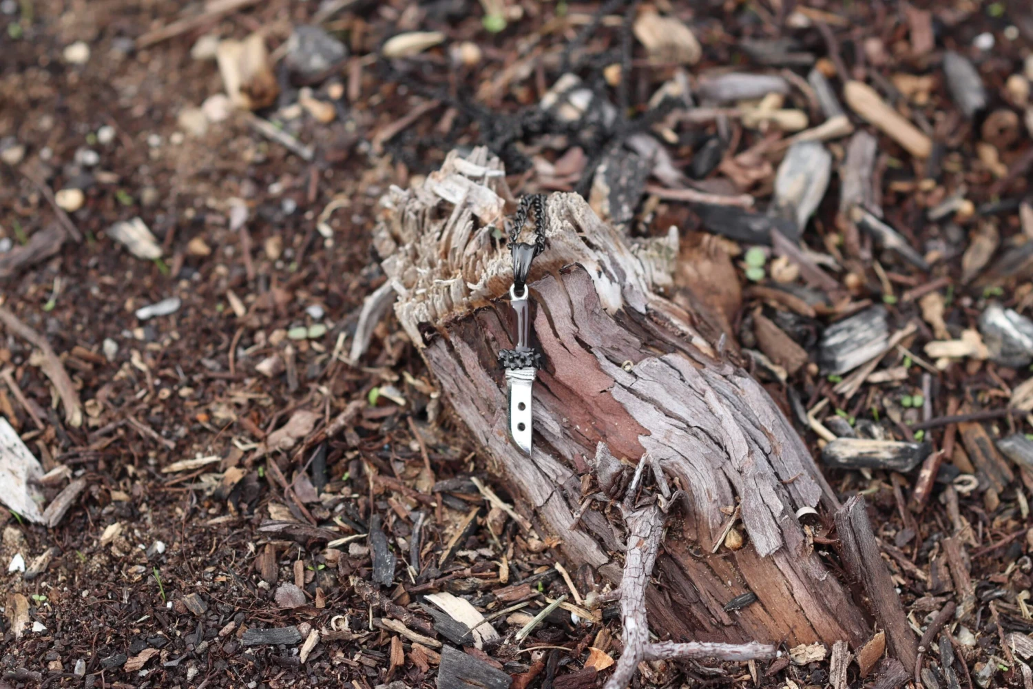 Jujutsu Kaisen™ Yuji's Slaughter Demon Necklace 2 Jujutsu Kaisen™ Yuji's Slaughter Demon Necklace - Image 2